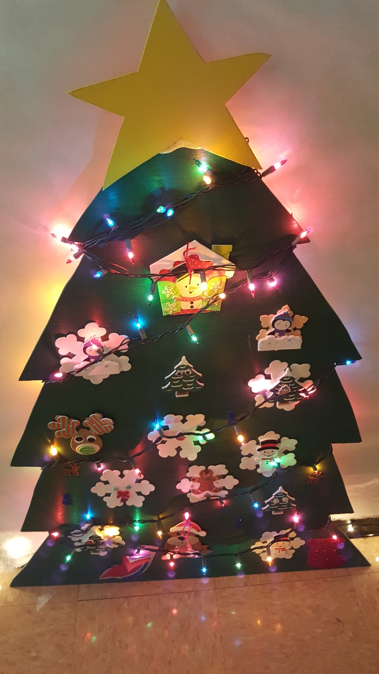 Hampton Day Services Wins Annual Holiday Decorating Contest! Eggleston Services VA