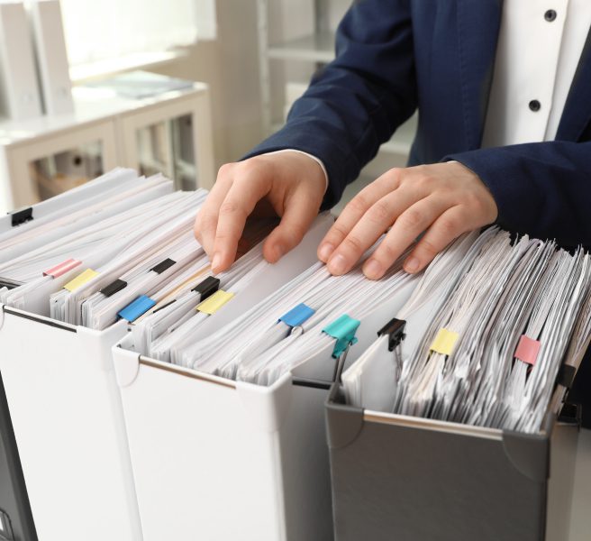 What Documents Should You Shred vs. Recycle? A Simple Guide