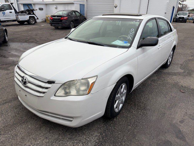 2005 Toyota Avalon