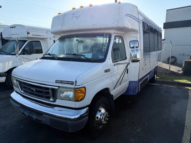 2005 Ford E450