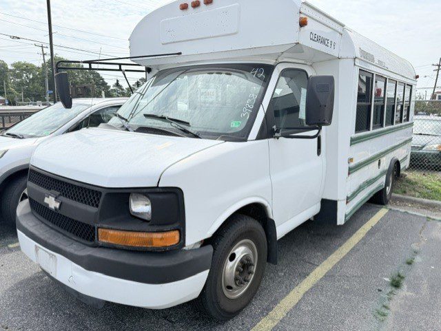 2004 Chevrolet Express Bus